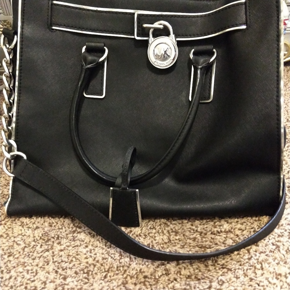 Authentic Michael Kors large Hamilton